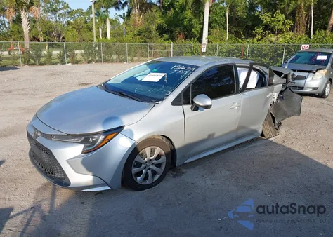 2020 Toyota Corolla Le z USA, uszkodzony, nr VIN 5YFEPRAE6LP007030